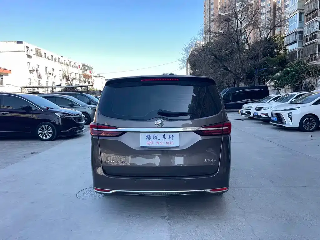 Buick GL8 2023 из CN, фото 7