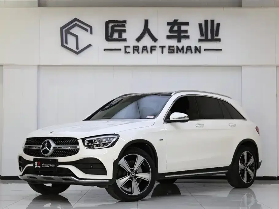 Mercedes-Benz GLC — фото 1