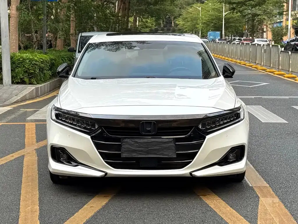 Honda Accord — фото 6
