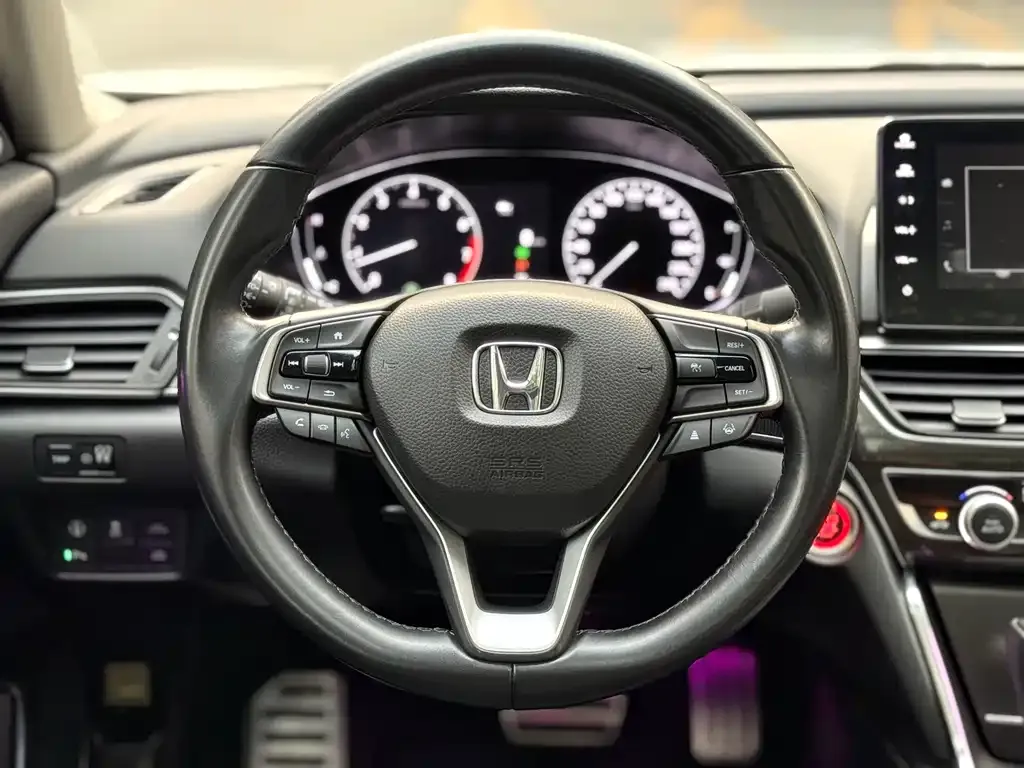 Honda Accord — фото 7