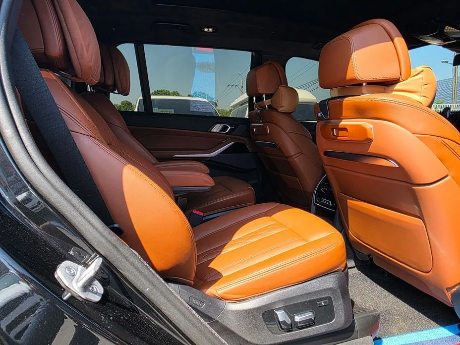 BMW X7 2024 из KR, фото 8