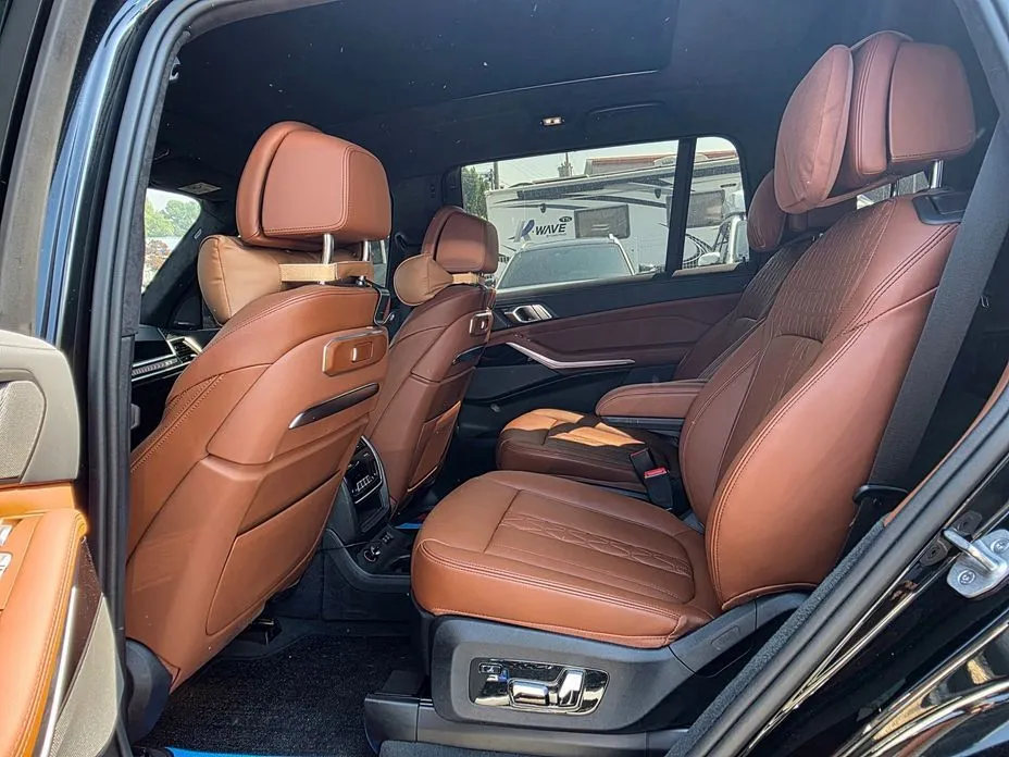 BMW X7 2024 из KR, фото 3