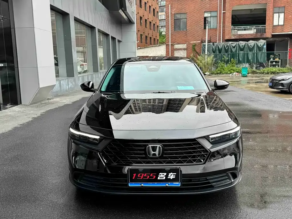 Honda Accord — фото 7