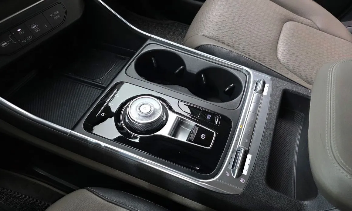 Kia Carnival 2025 из KR, фото 9