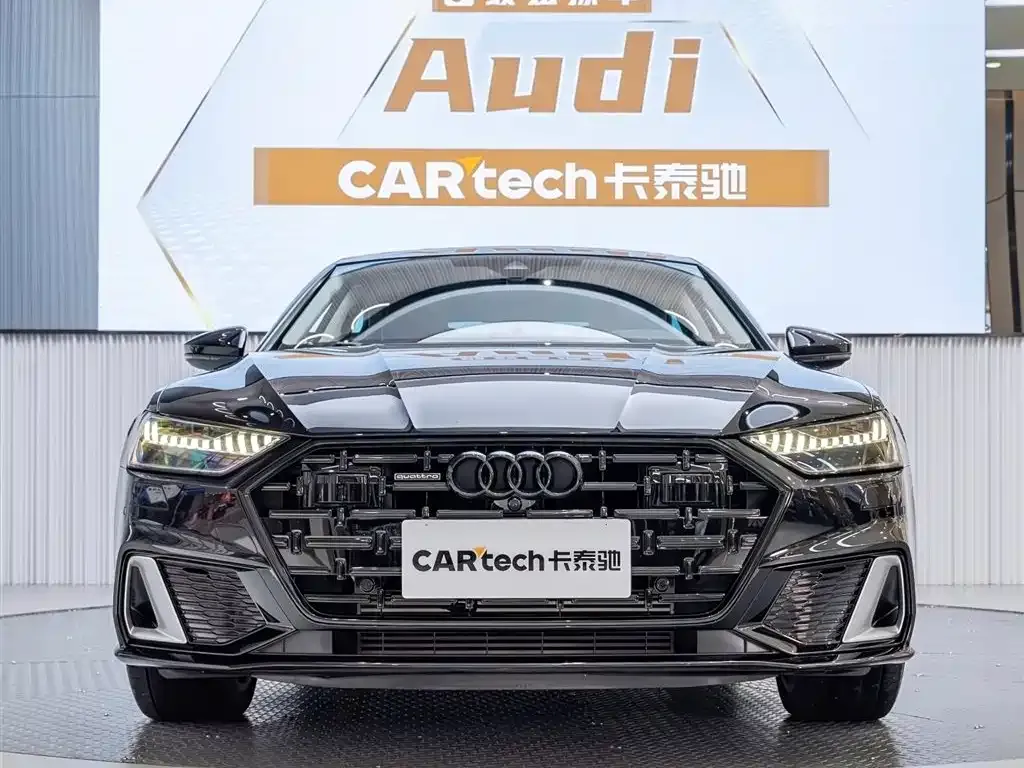 Audi A7L — фото 7
