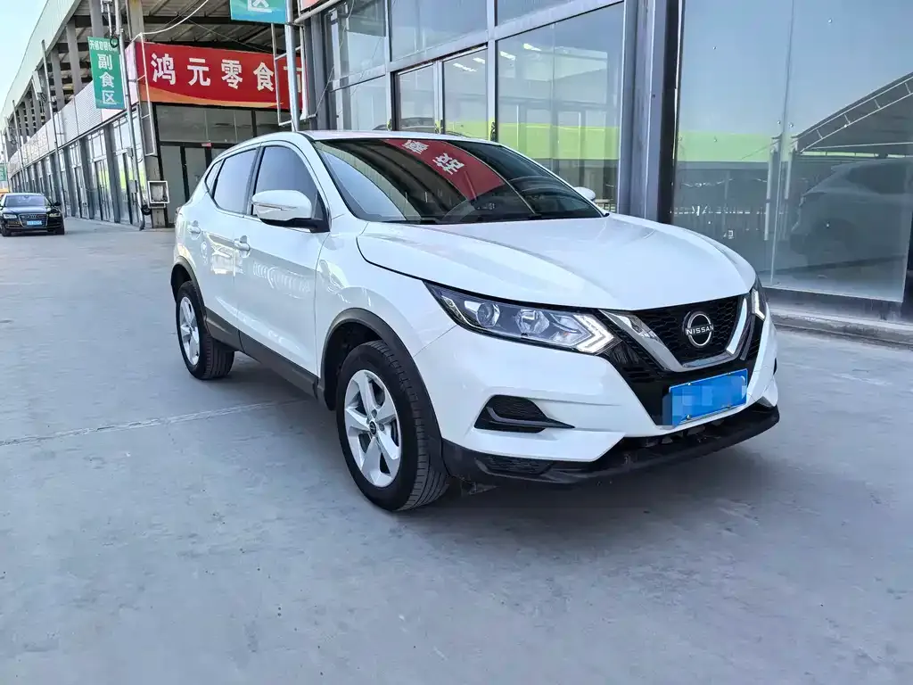 Nissan Qashqai — фото 6