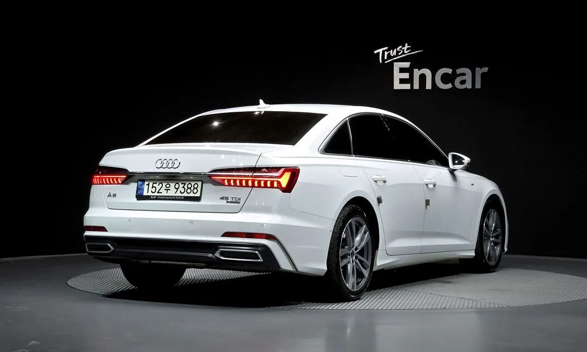 Audi A6 — фото 2