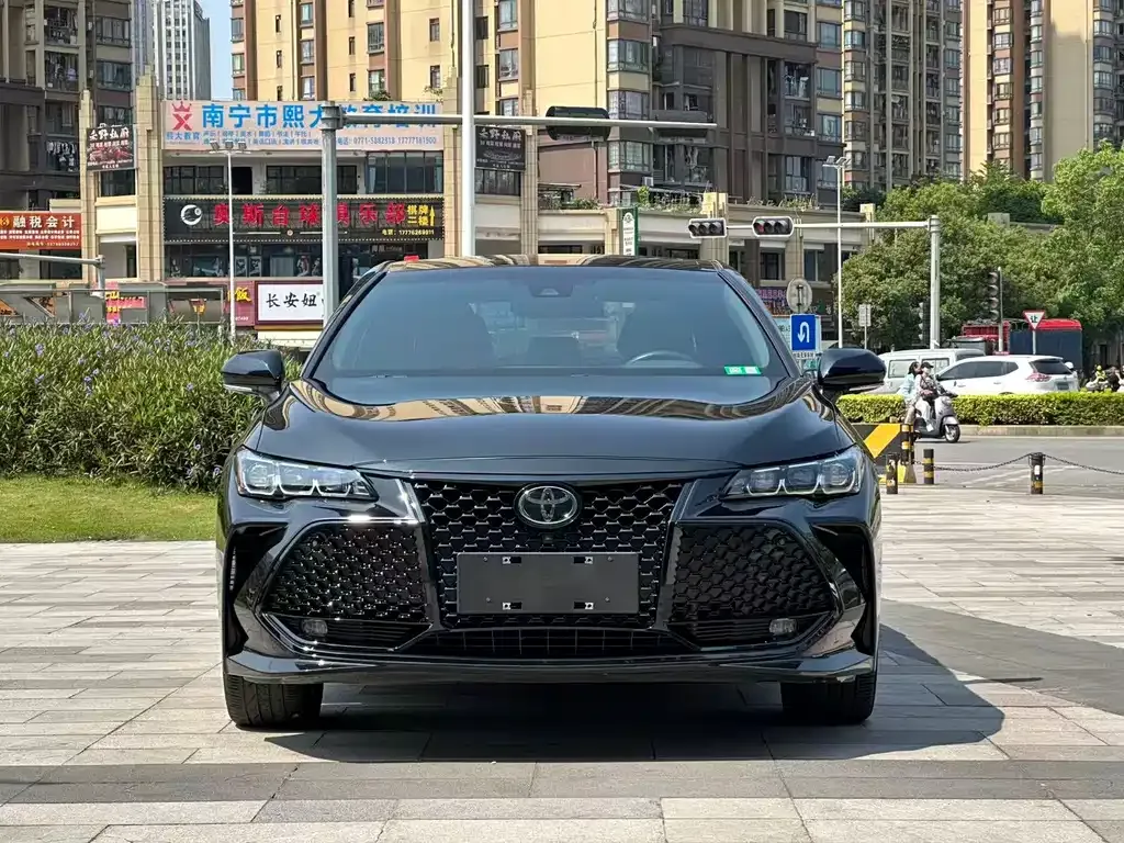 Toyota Avalon 2022 из CN, фото 9