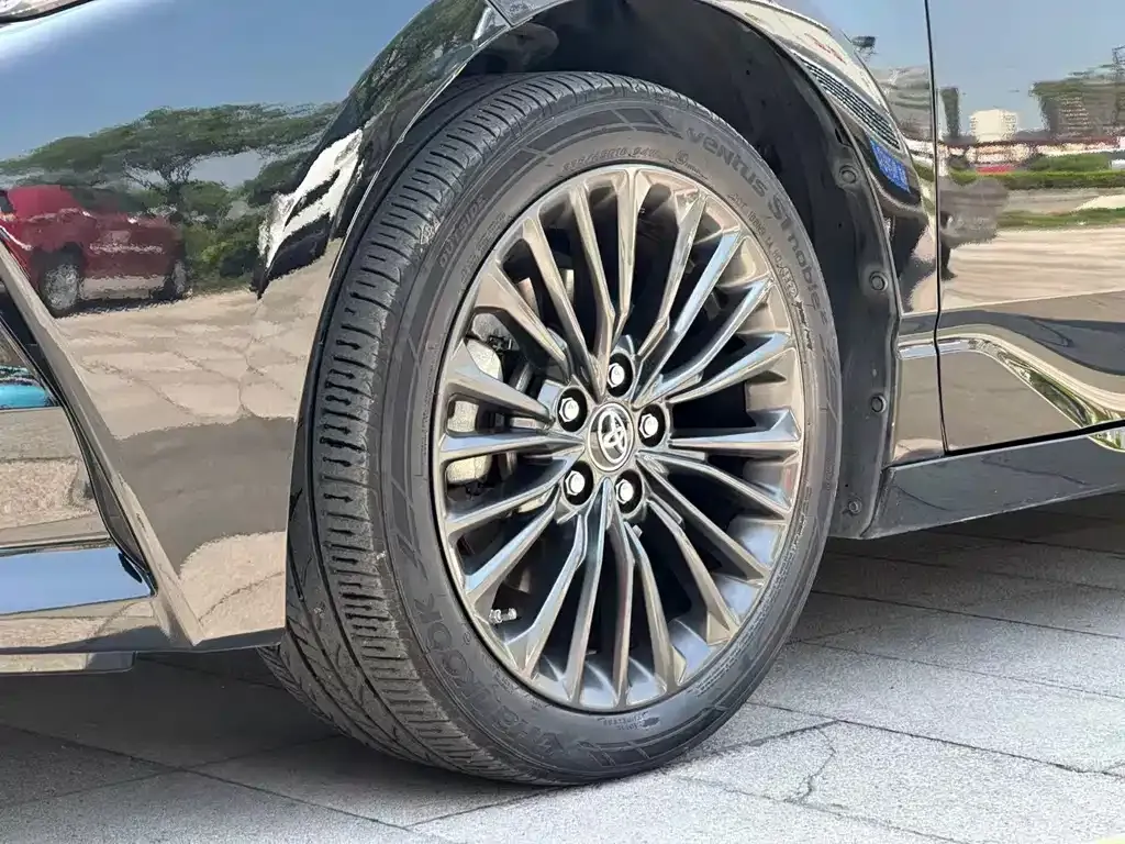 Toyota Avalon 2022 из CN, фото 8