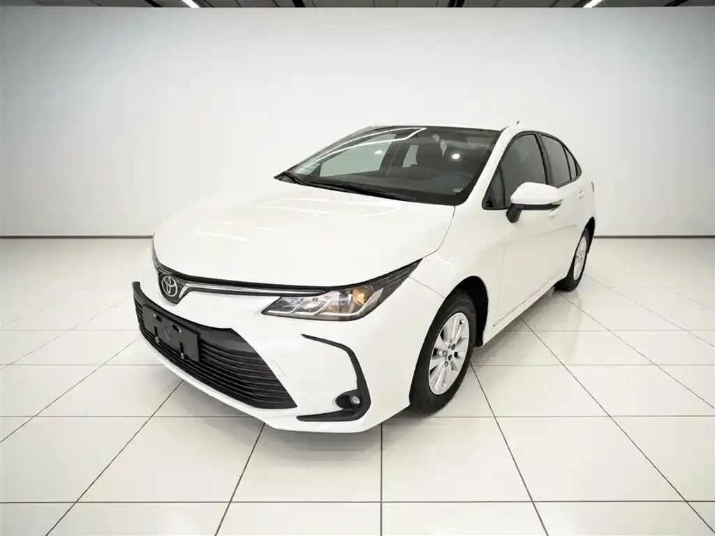 Toyota Corolla — фото 1