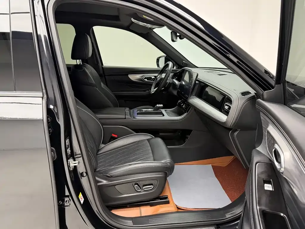 GAC Motor Trumpchi GS8 — фото 10