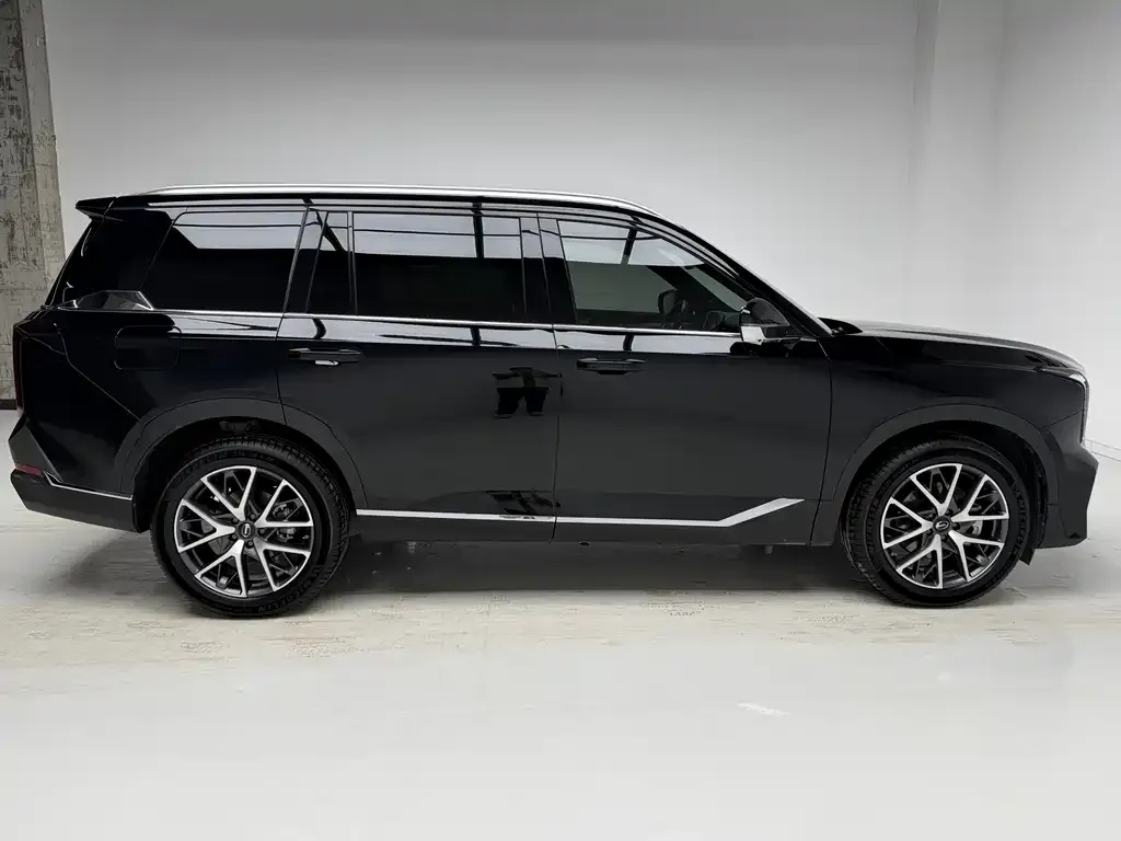 GAC Motor Trumpchi GS8 — фото 8