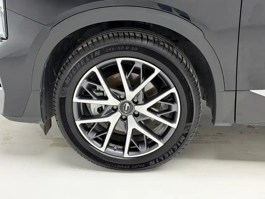 GAC Motor Trumpchi GS8 — фото 7