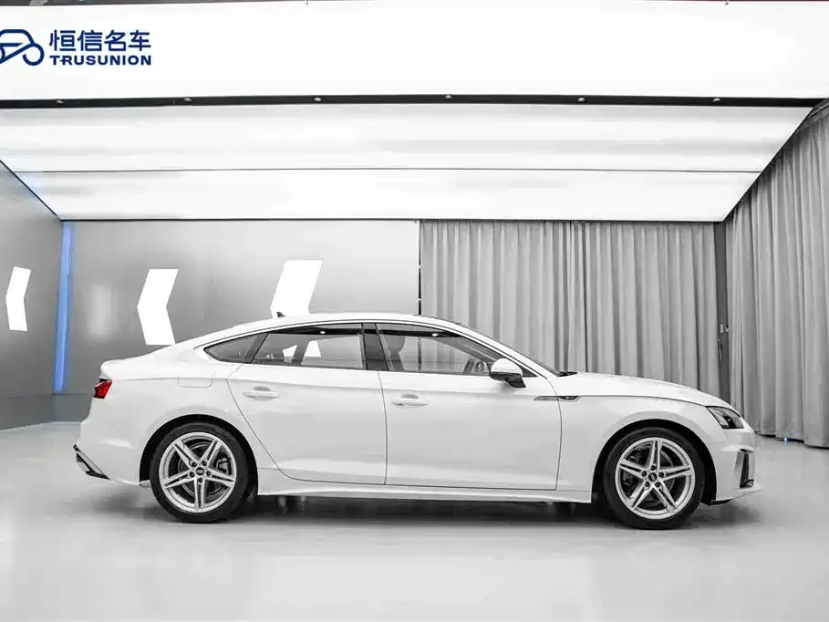 Audi A5 (Import) — фото 7