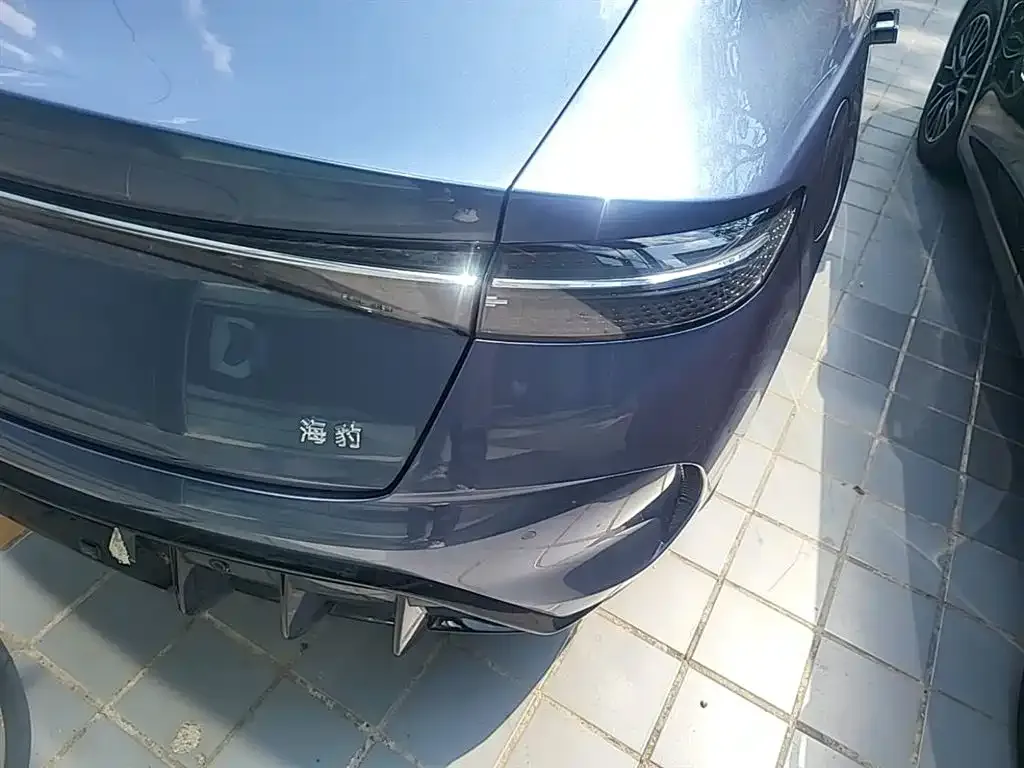 BYD Seal — фото 10