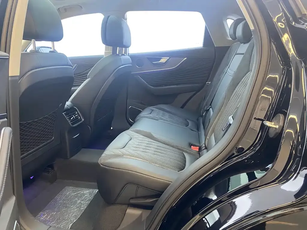 Hongqi HS5 2024 из CN, фото 3