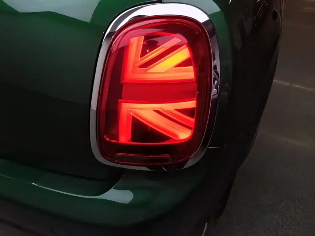 MINI Cooper (3-door) 2021 из CN, фото 2