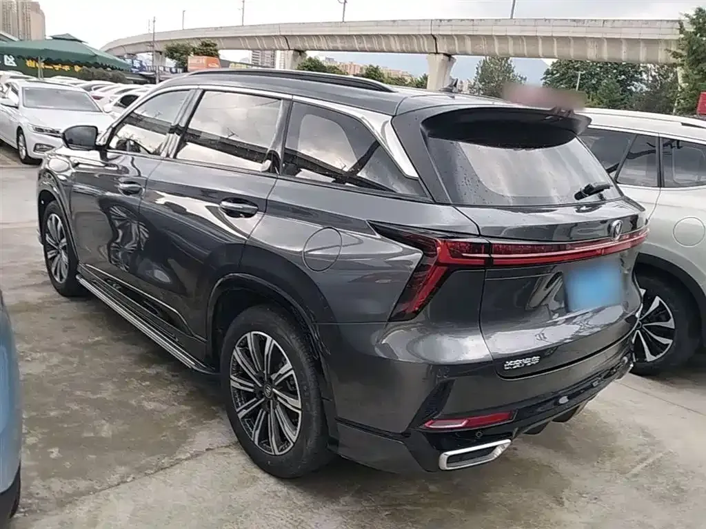 Changan CS75PLUS — фото 3