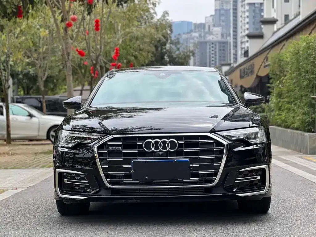 Audi A6L — фото 2