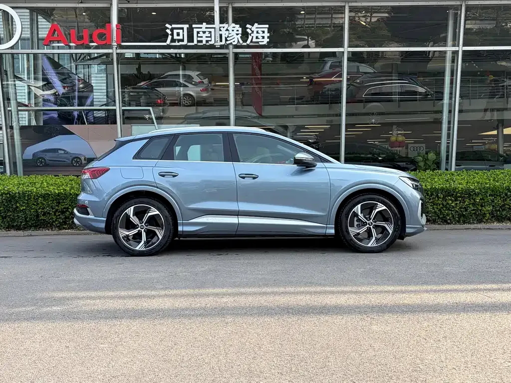 Audi Q4 e-tron 2024 из CN, фото 10