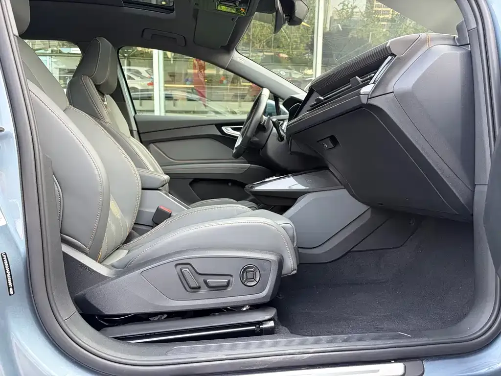 Audi Q4 e-tron 2024 из CN, фото 6