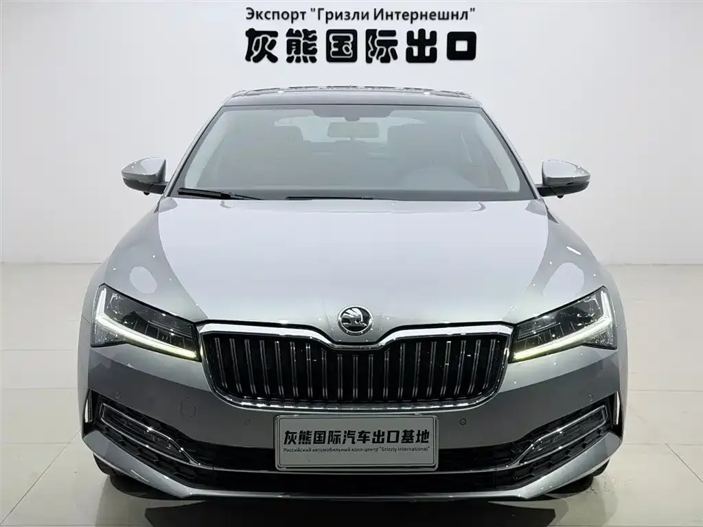 Skoda Superb 2022 из CN, фото 3