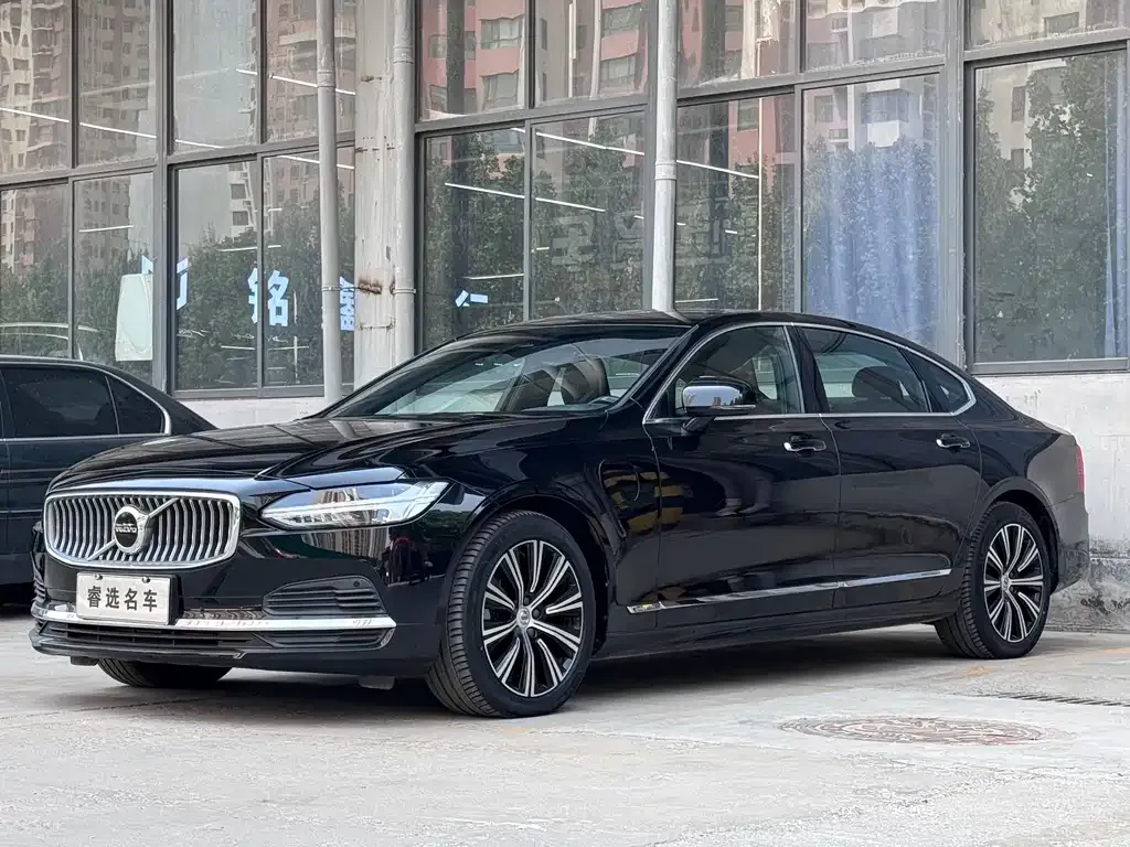 Volvo S90 PHEV