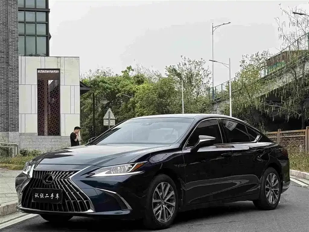 Lexus ES 2023 из CN, фото 9
