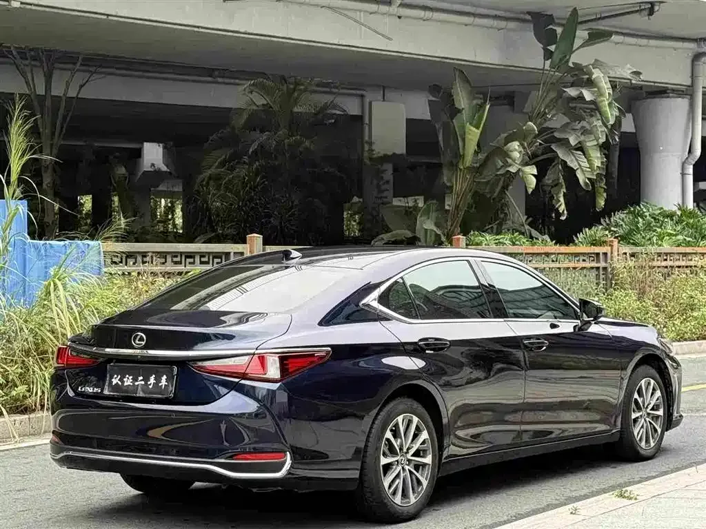 Lexus ES 2023 из CN, фото 8