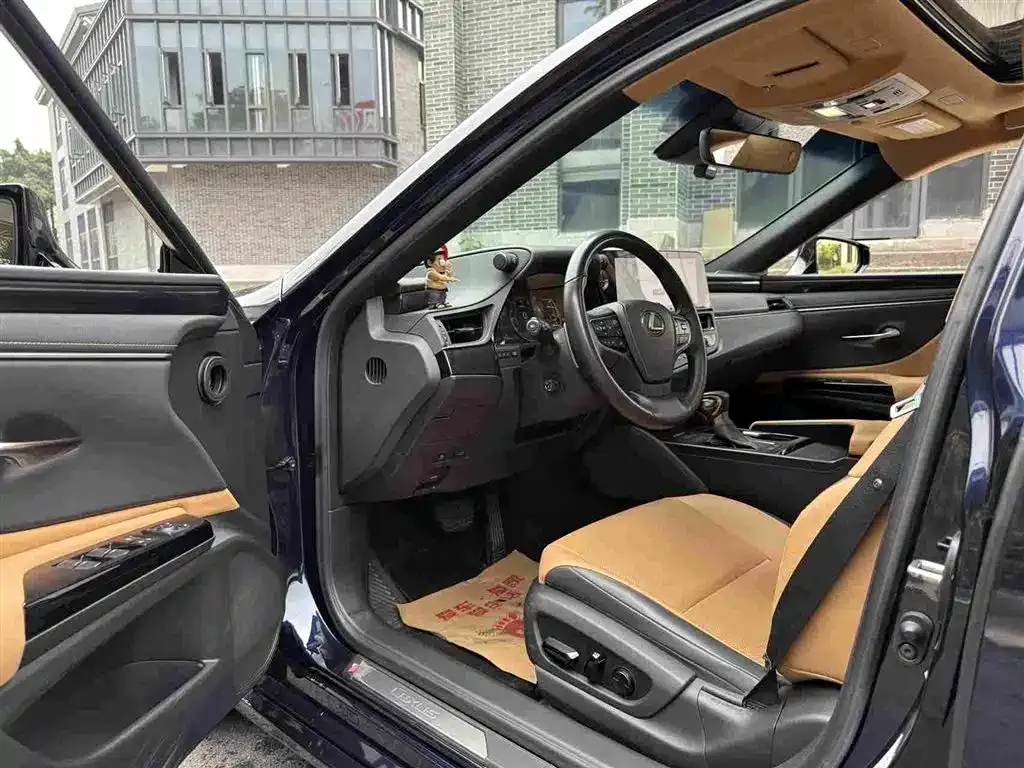 Lexus ES 2023 из CN, фото 10