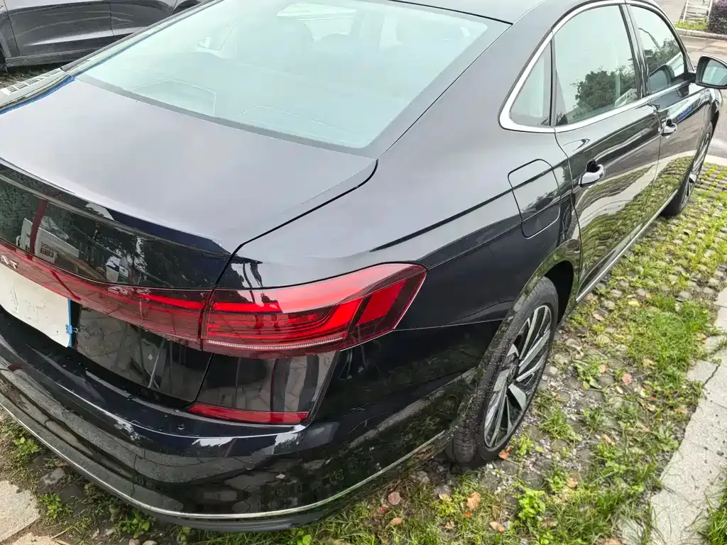 Volkswagen Passat — фото 3