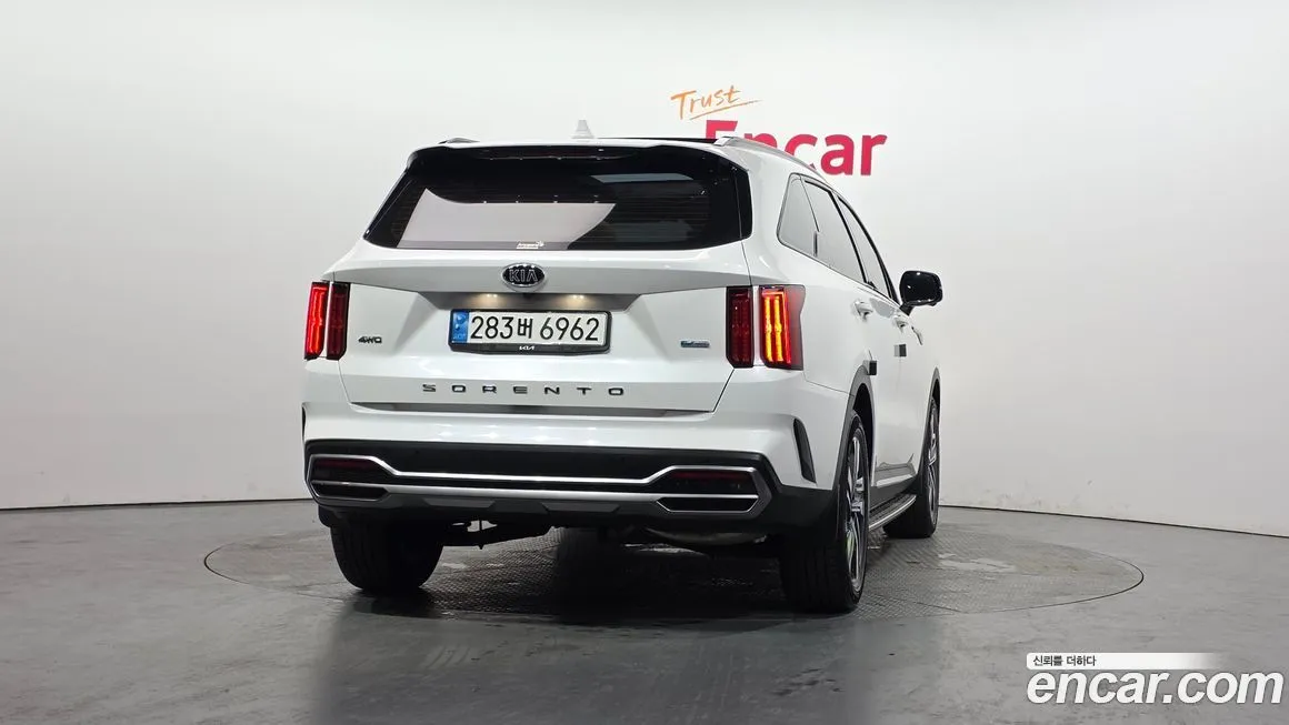 Kia Sorento — фото 4