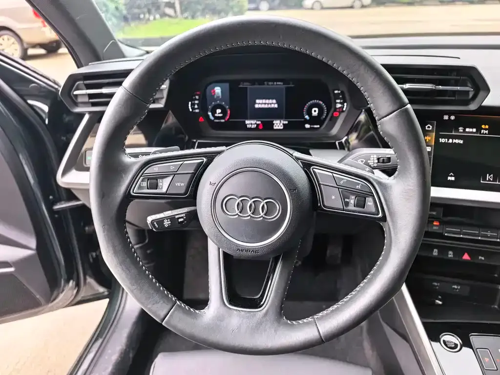 Audi A3 — фото 8