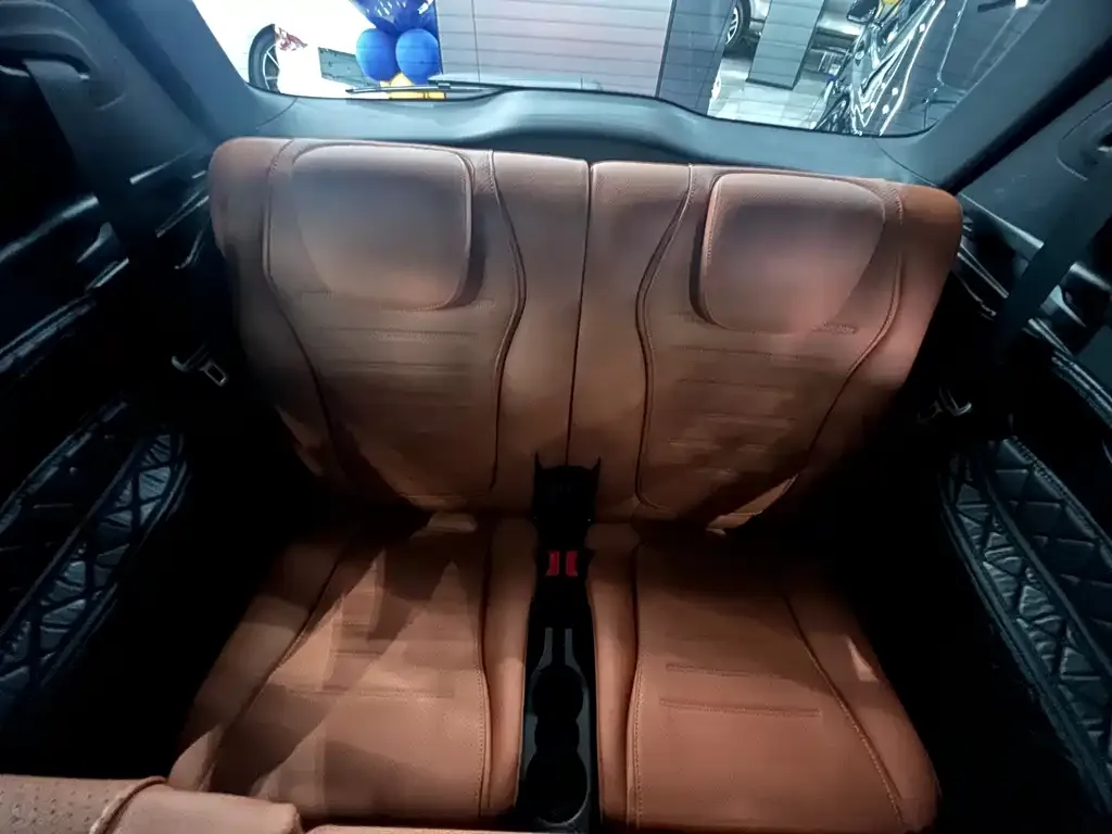Mercedes-Benz GLC 2023 из CN, фото 3