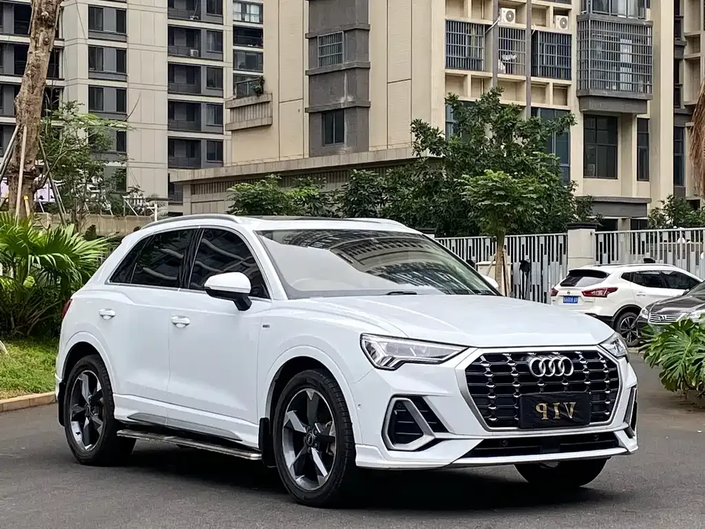 Audi Q3 — фото 7