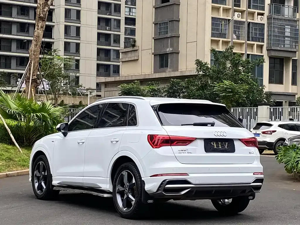 Audi Q3 — фото 5