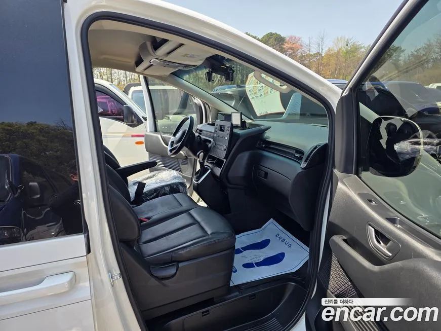 Hyundai Staria 2023 из KR, фото 8