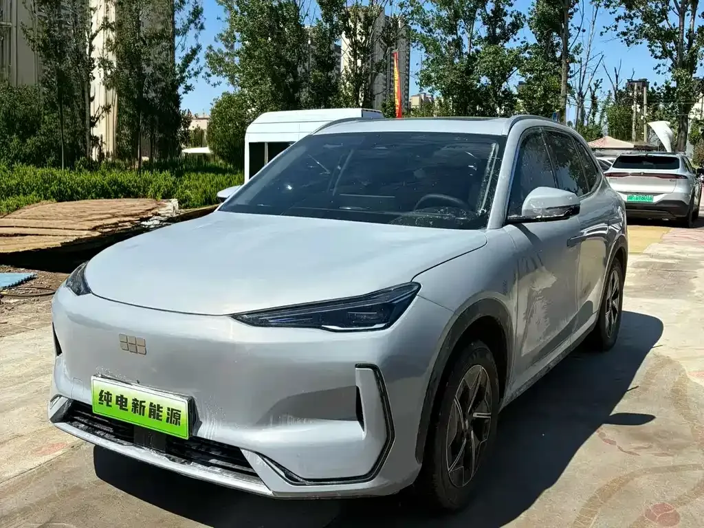 Geely Galaxy E5