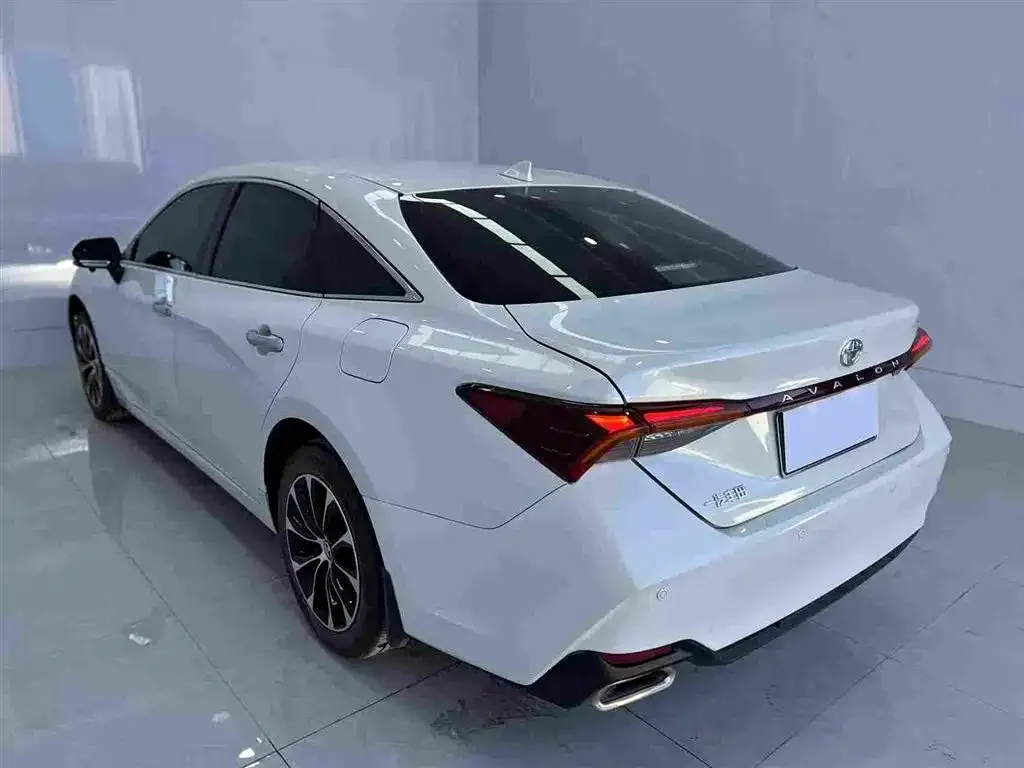 Toyota Avalon 2024 из CN, фото 5