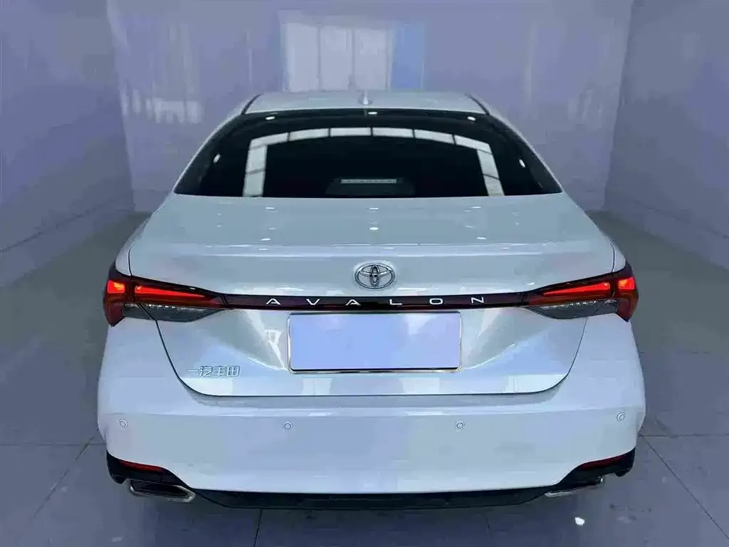 Toyota Avalon 2024 из CN, фото 3