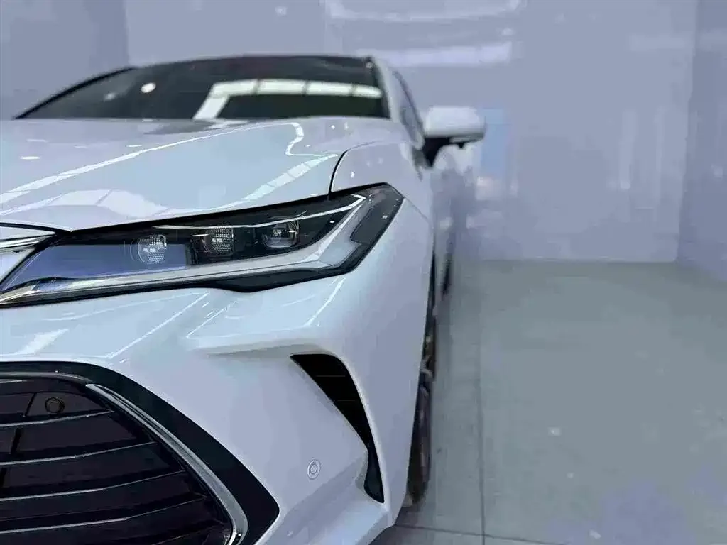 Toyota Avalon 2024 из CN, фото 2