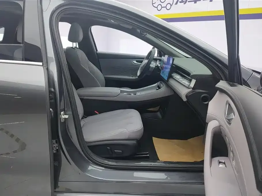 Roewe M7 DMH 2025 из CN, фото 10