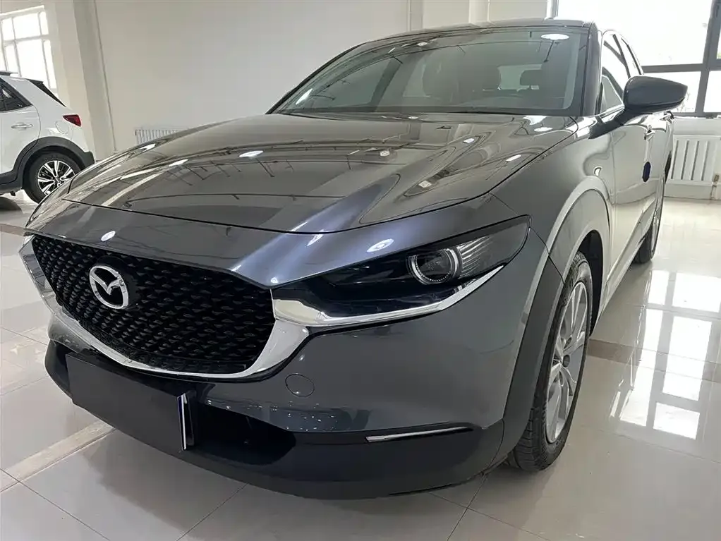 Mazda CX-30 — фото 1