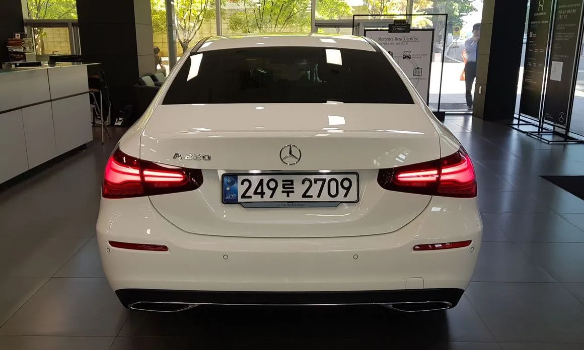 Mercedes-Benz A-Class — фото 10