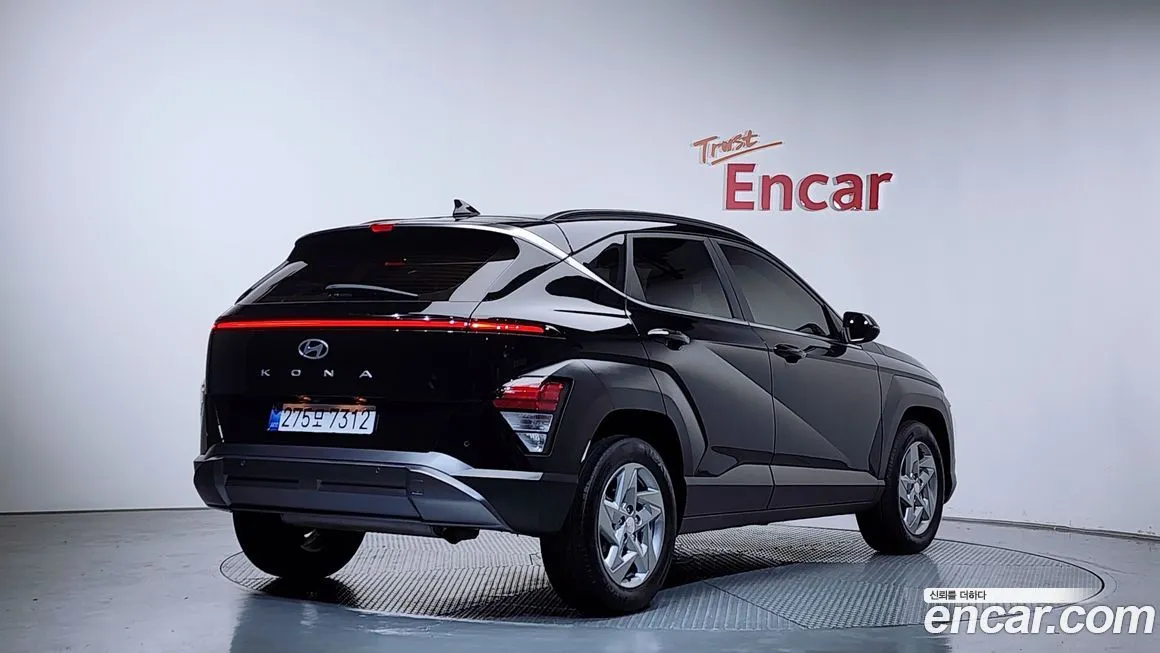 Hyundai Kona — фото 2