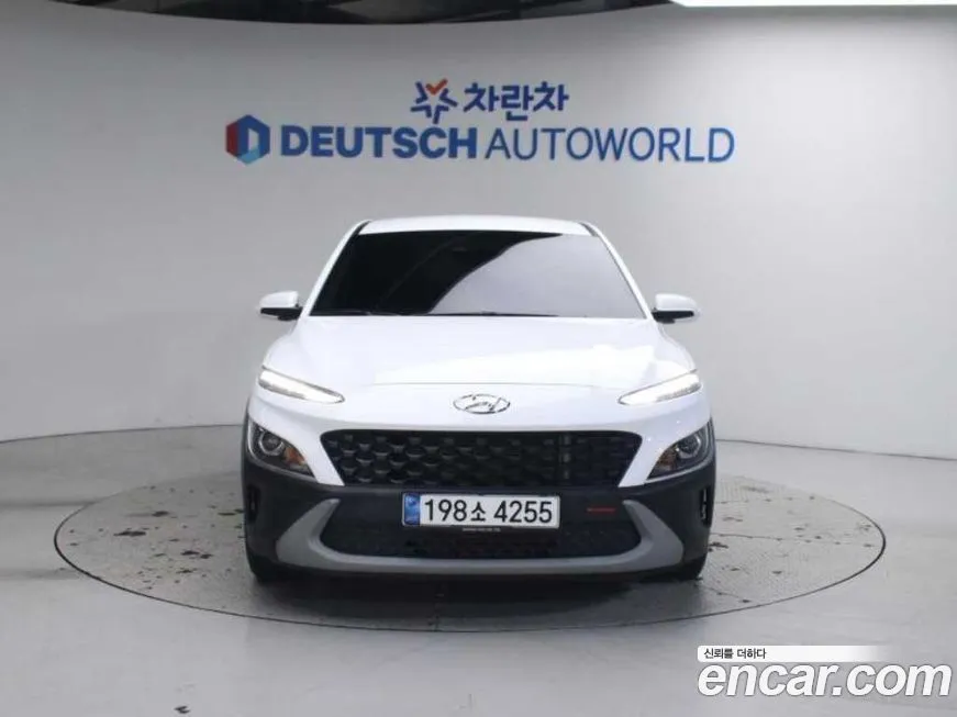Hyundai Kona — фото 1