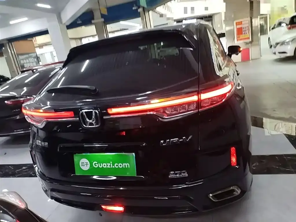 Honda UR-V — фото 10
