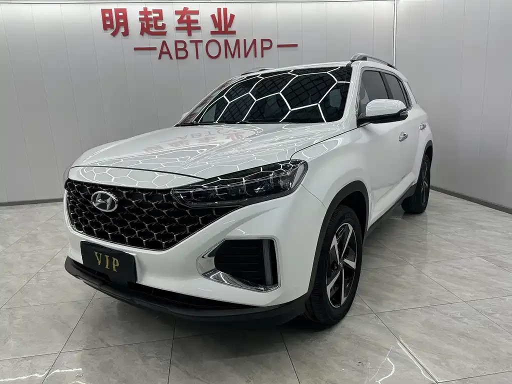 Hyundai ix35 — фото 1