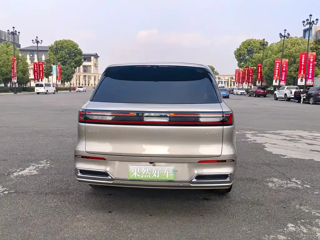 Geely Galaxy M9 — фото 6