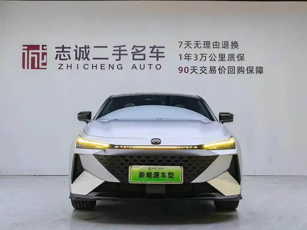 Changan UNI-V iDD 2024 из CN, фото 2